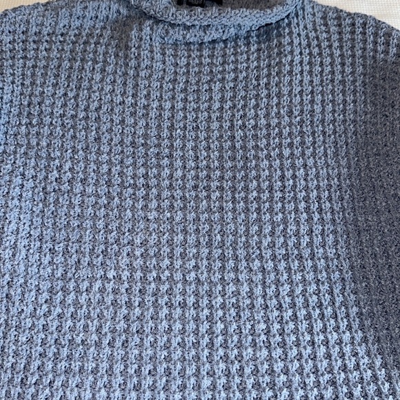 American Eagle Cable Knit Sweater Pullover Size XS Grayish - Picture 4 of 9